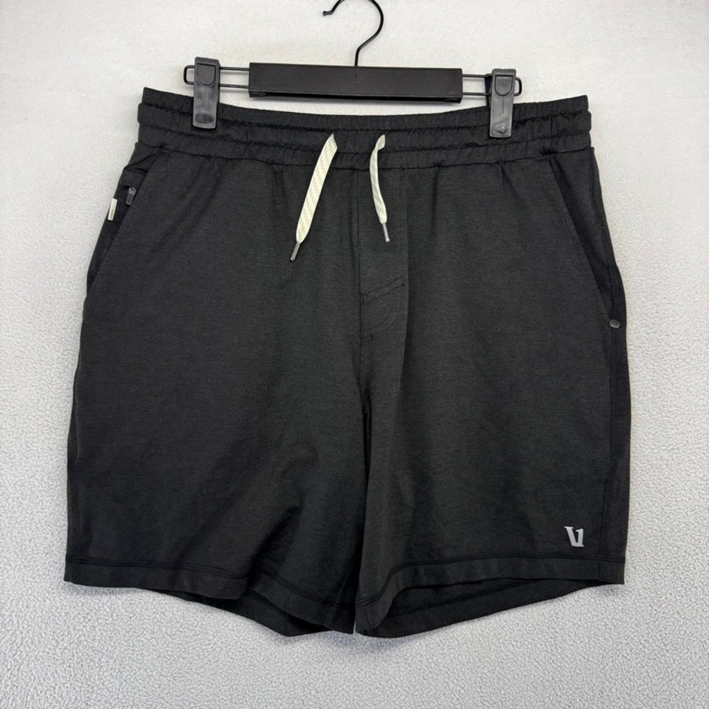 Vuori Shorts Mens Medium Black Ponto Performance Gym Workout Recycled Polyester
